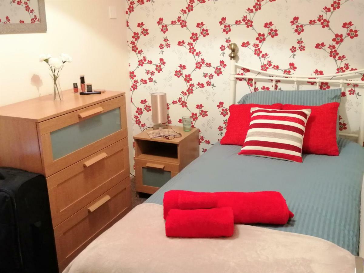 Fearnhead House Villa Warrington Ngoại thất bức ảnh